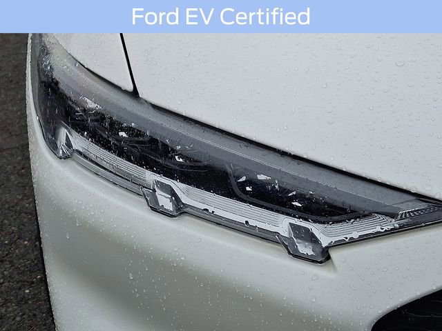 Certified 2021 Ford Mustang Mach-E Select w/ Comfort/Appearance Package image 11