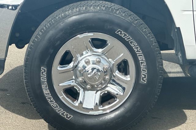 Used 2018 RAM 2500 SLT image 27