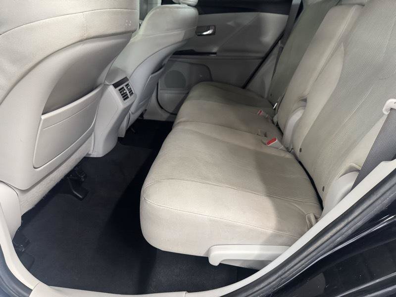 Used 2010 Toyota Venza AWD image 17