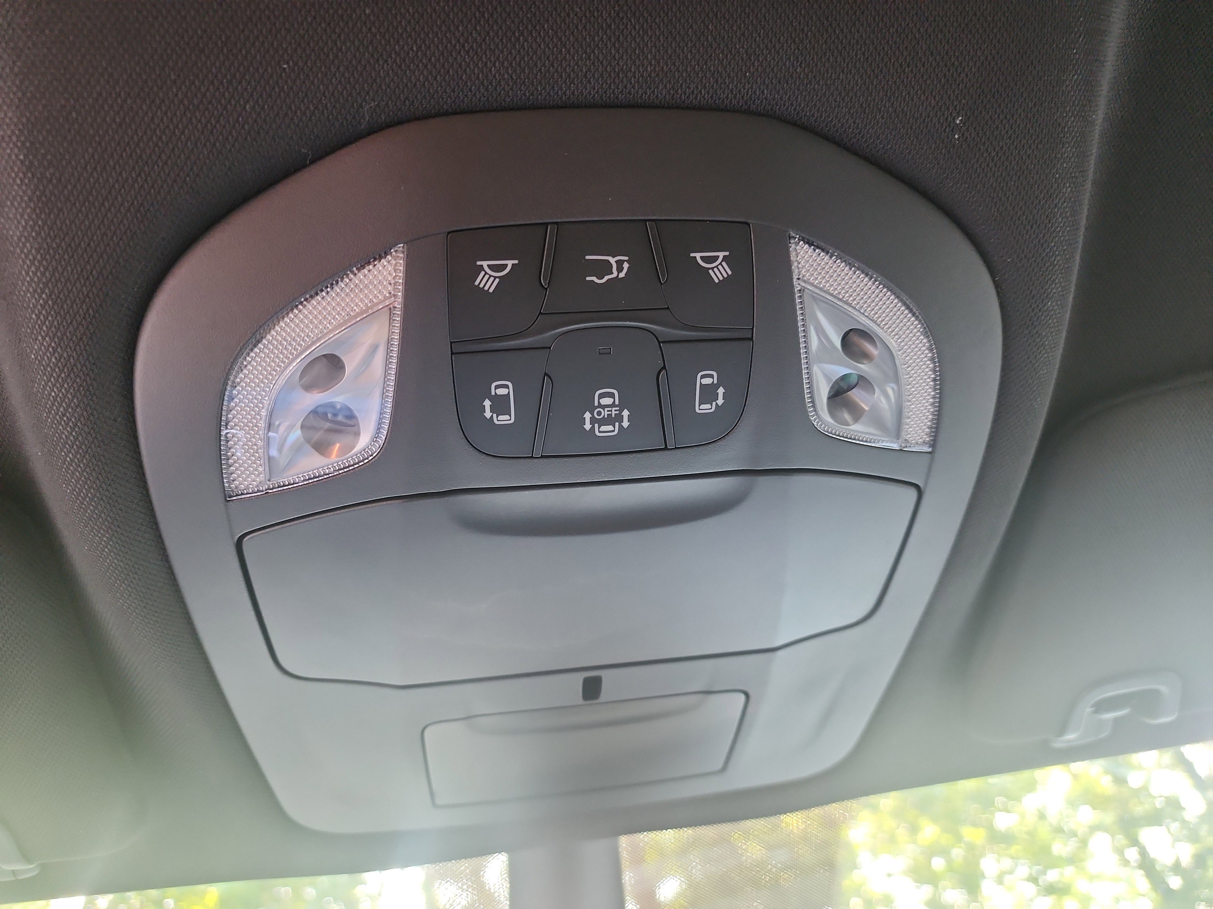 New 2026 Chrysler Pacifica Select image 6
