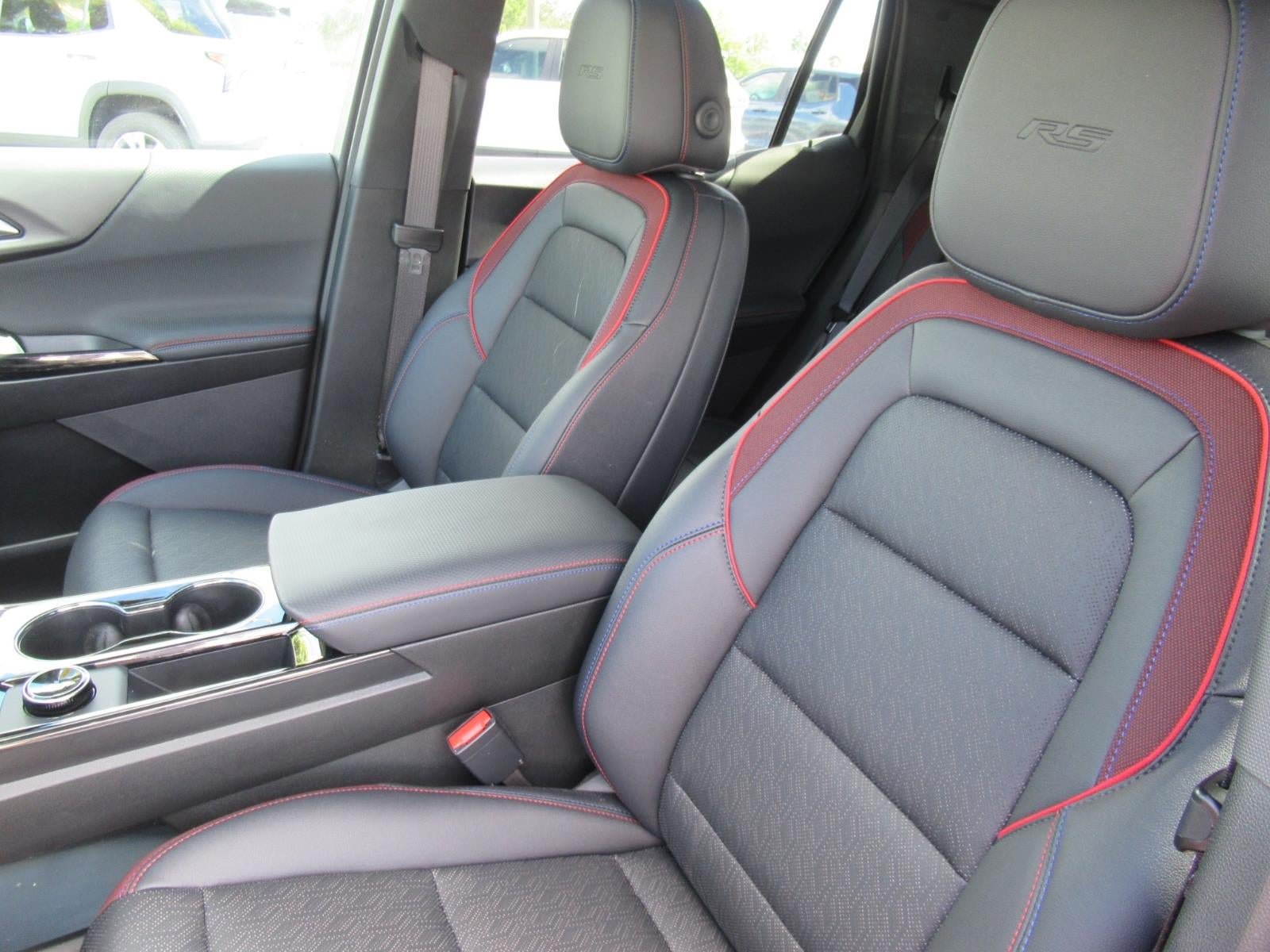 New 2026 Chevrolet Equinox RS w/ Safety and Technology Package FWD image 19