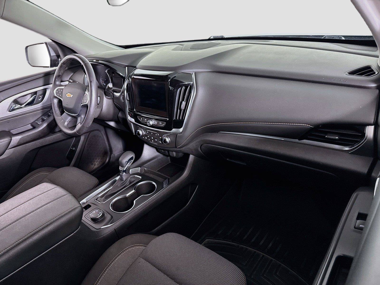 Used 2021 Chevrolet Traverse LT AWD/4WD image 22