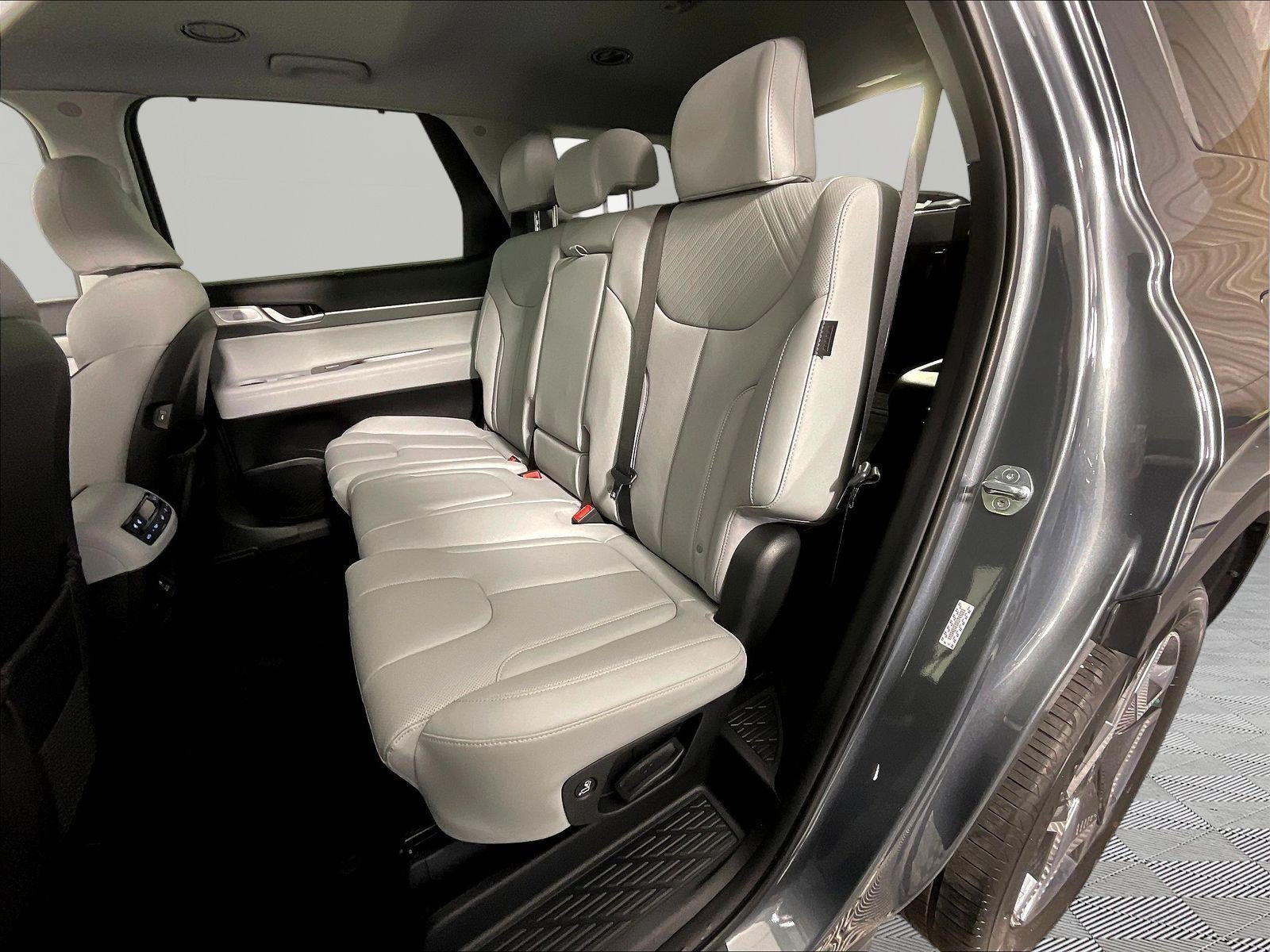 Used 2024 Hyundai Palisade SEL AWD/4WD image 22