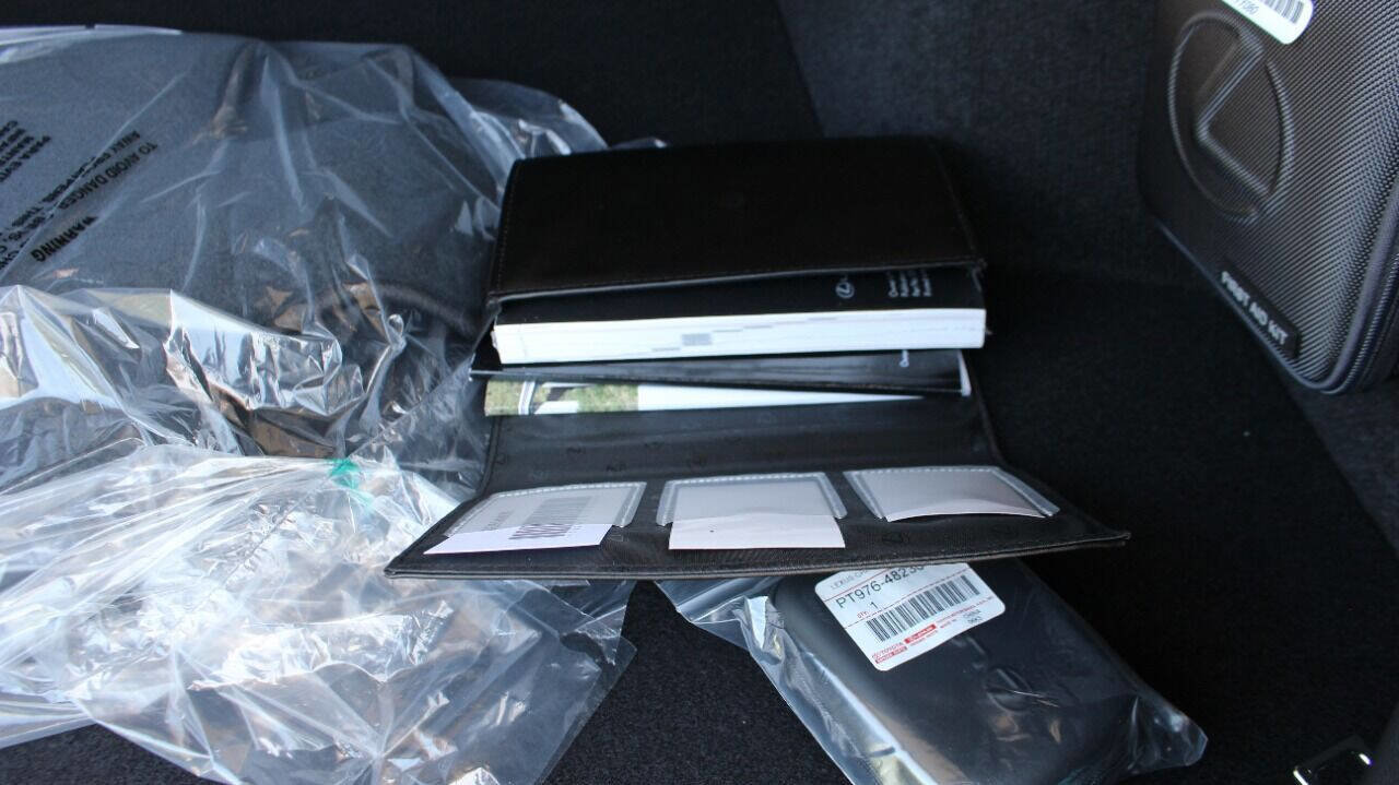 Used 2024 Lexus RX 350 FWD w/ Technology Package image 32