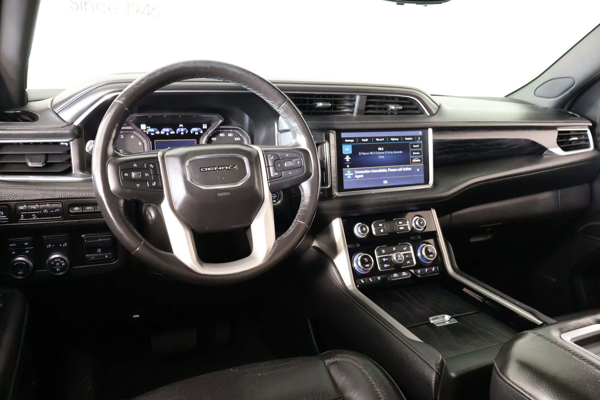 Used 2021 GMC Yukon XL Denali w/ Denali Ultimate Package AWD/4WD image 2