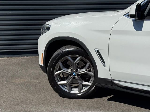 Used 2021 BMW X3 xDrive30i w/ Executive Package image 12
