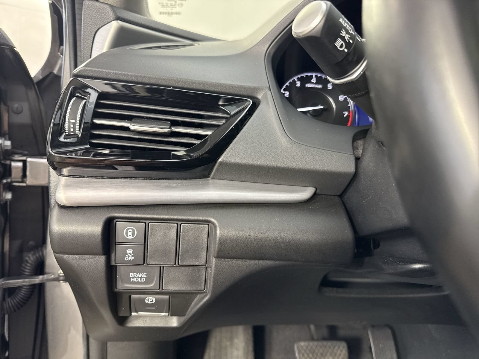 Certified 2024 Acura RDX SH-AWD image 16