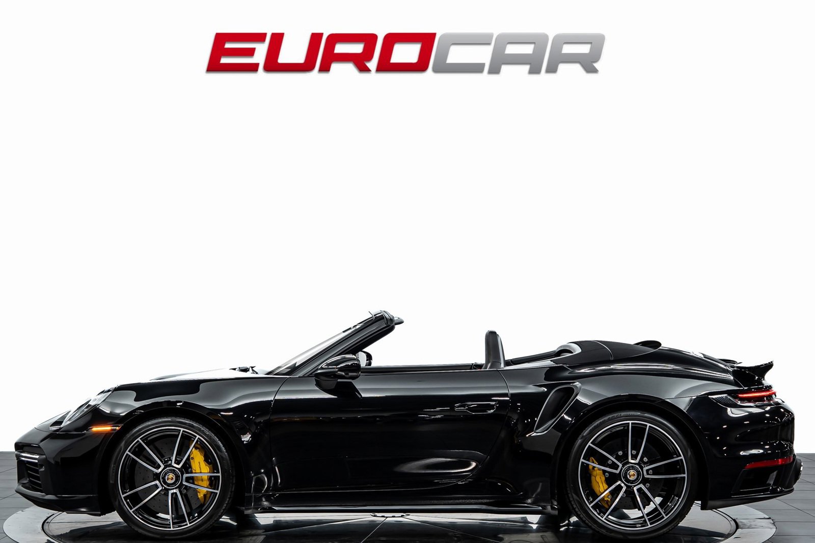 Used 2022 Porsche 911 Turbo S image 2