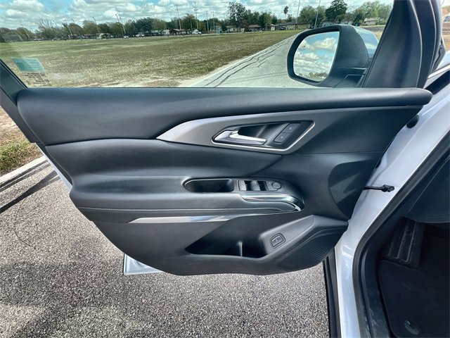 Certified 2025 Chevrolet Traverse LT image 21