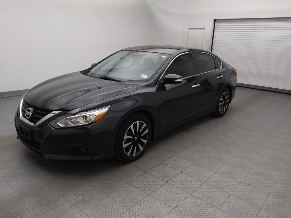 Used 2018 Nissan Altima 2.5 SV w/ 2.5 SV Technology Package FWD image 2