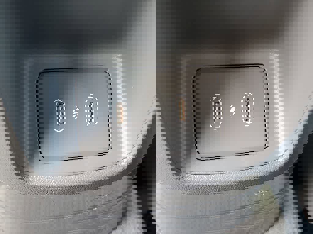 New 2026 Hyundai Elantra SEL Sport Premium image 12