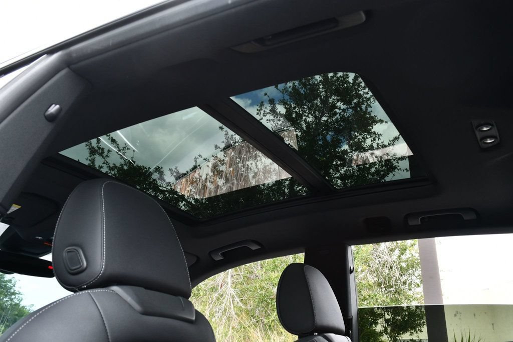 Used 2020 Audi Q8 Premium Plus w/ Premium Plus Package AWD/4WD image 70