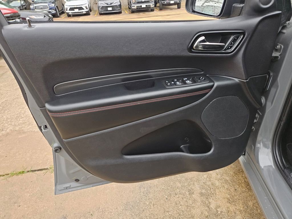 Used 2025 Dodge Durango GT AWD/4WD image 14