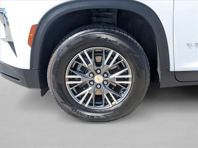 Used 2024 Chevrolet Traverse LT image 25