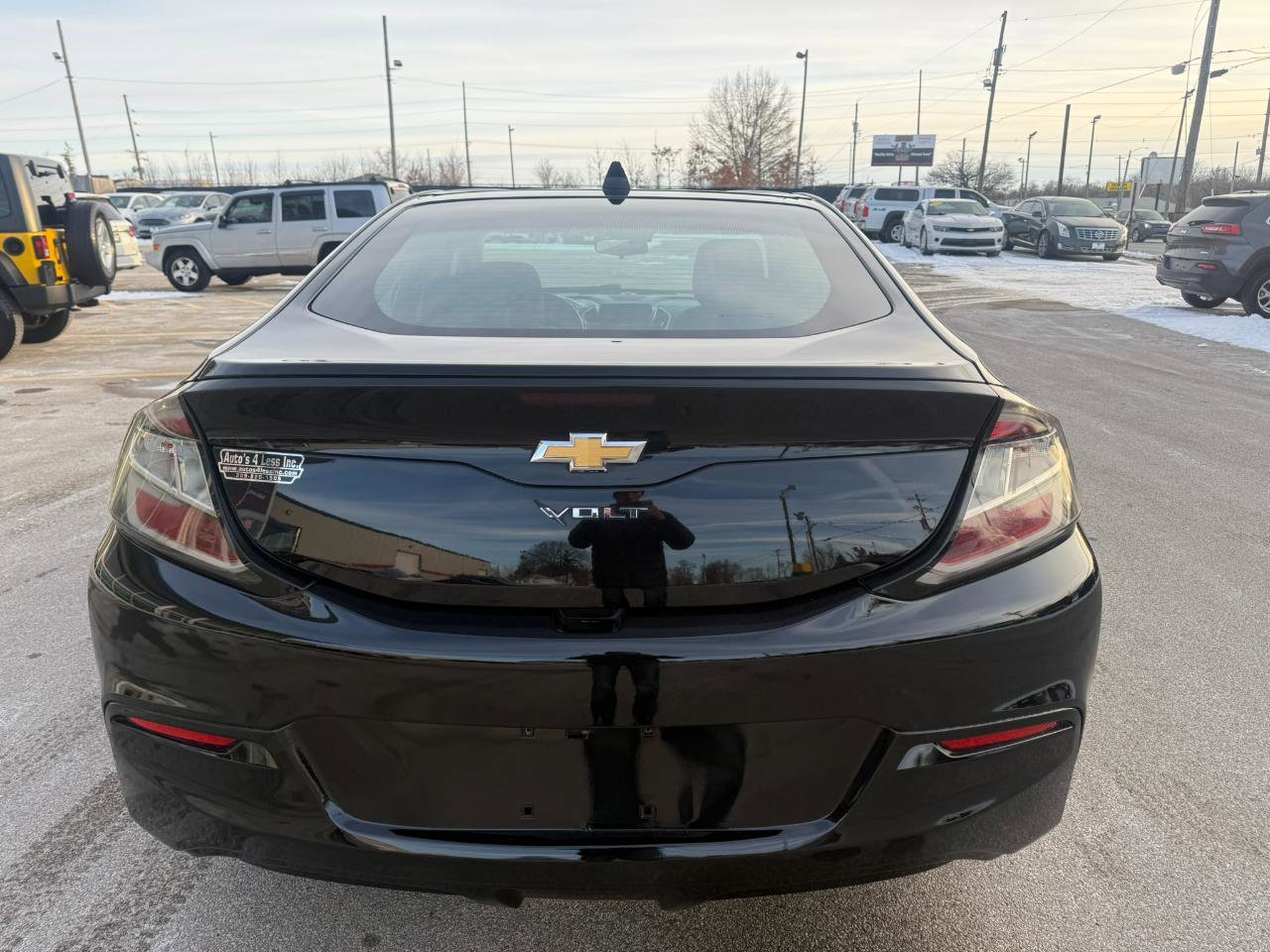 Used 2018 Chevrolet Volt LT w/ Comfort Package image 8