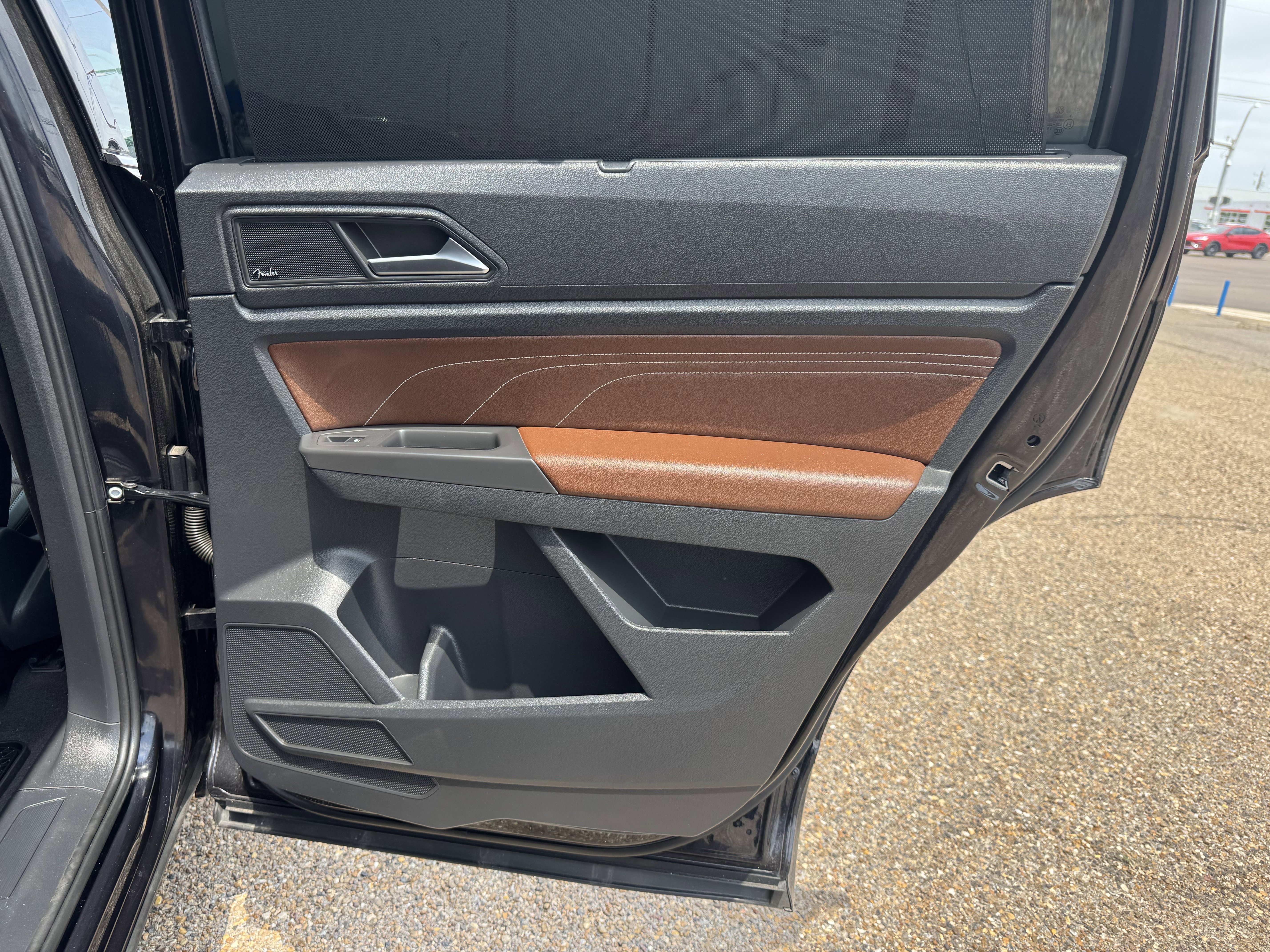 Used 2023 Volkswagen Atlas SEL Premium AWD/4WD image 30