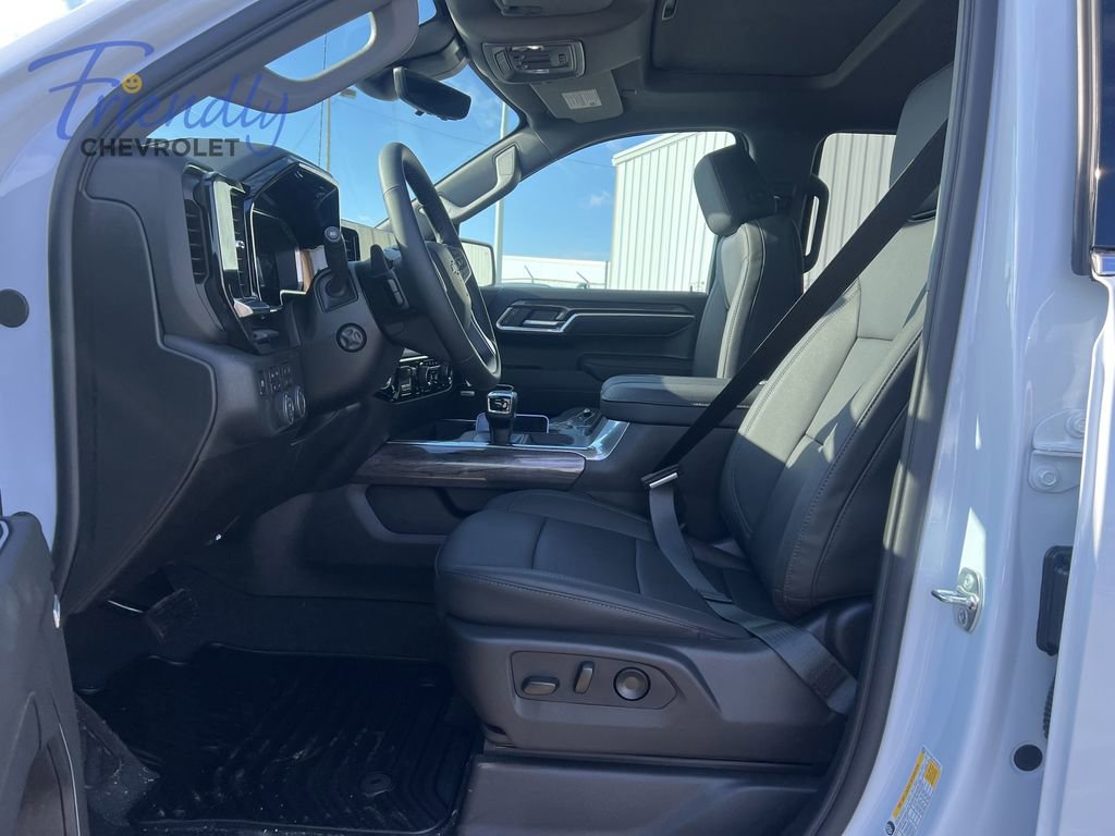 New 2026 Chevrolet Silverado 1500 LTZ w/ LTZ Premium Package AWD/4WD image 32