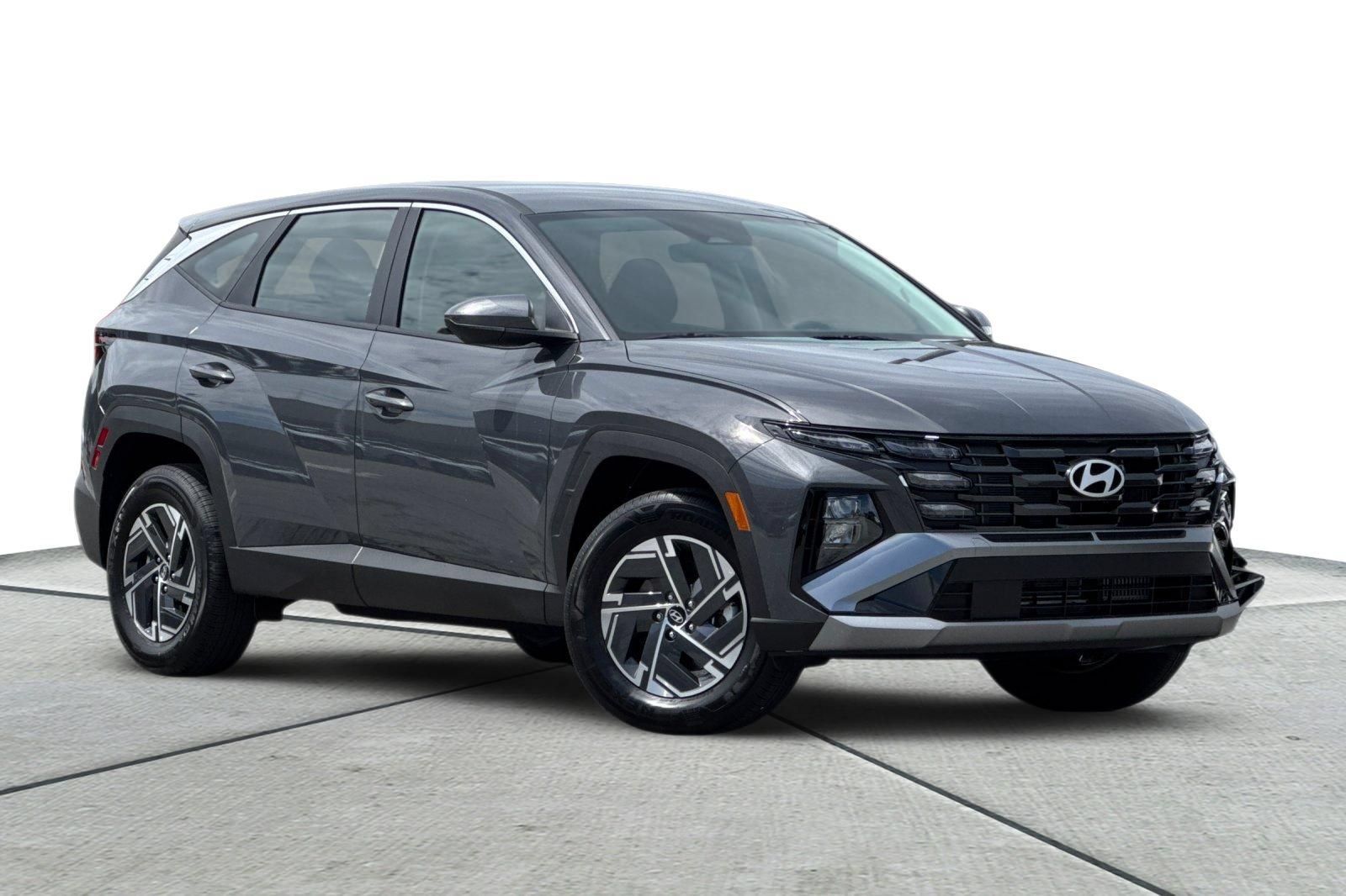 New 2026 Hyundai Tucson Blue SE AWD/4WD image 2