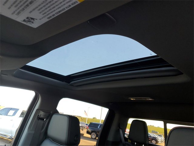 New 2026 GMC Sierra 2500 Denali w/ Denali Reserve Package image 15