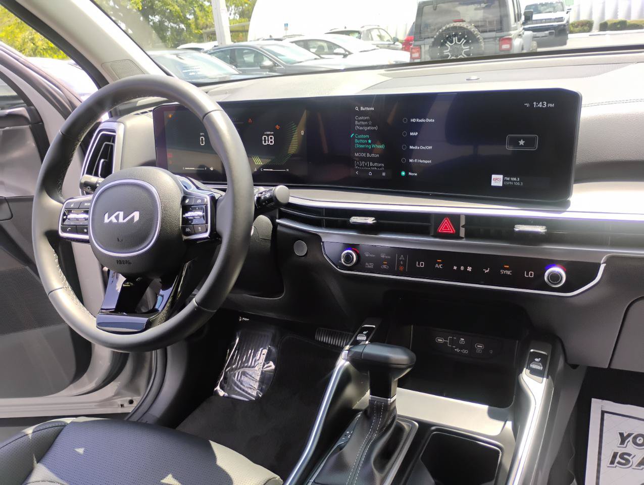 Used 2024 Kia Sorento S w/ Panoramic Sunroof Package FWD image 55