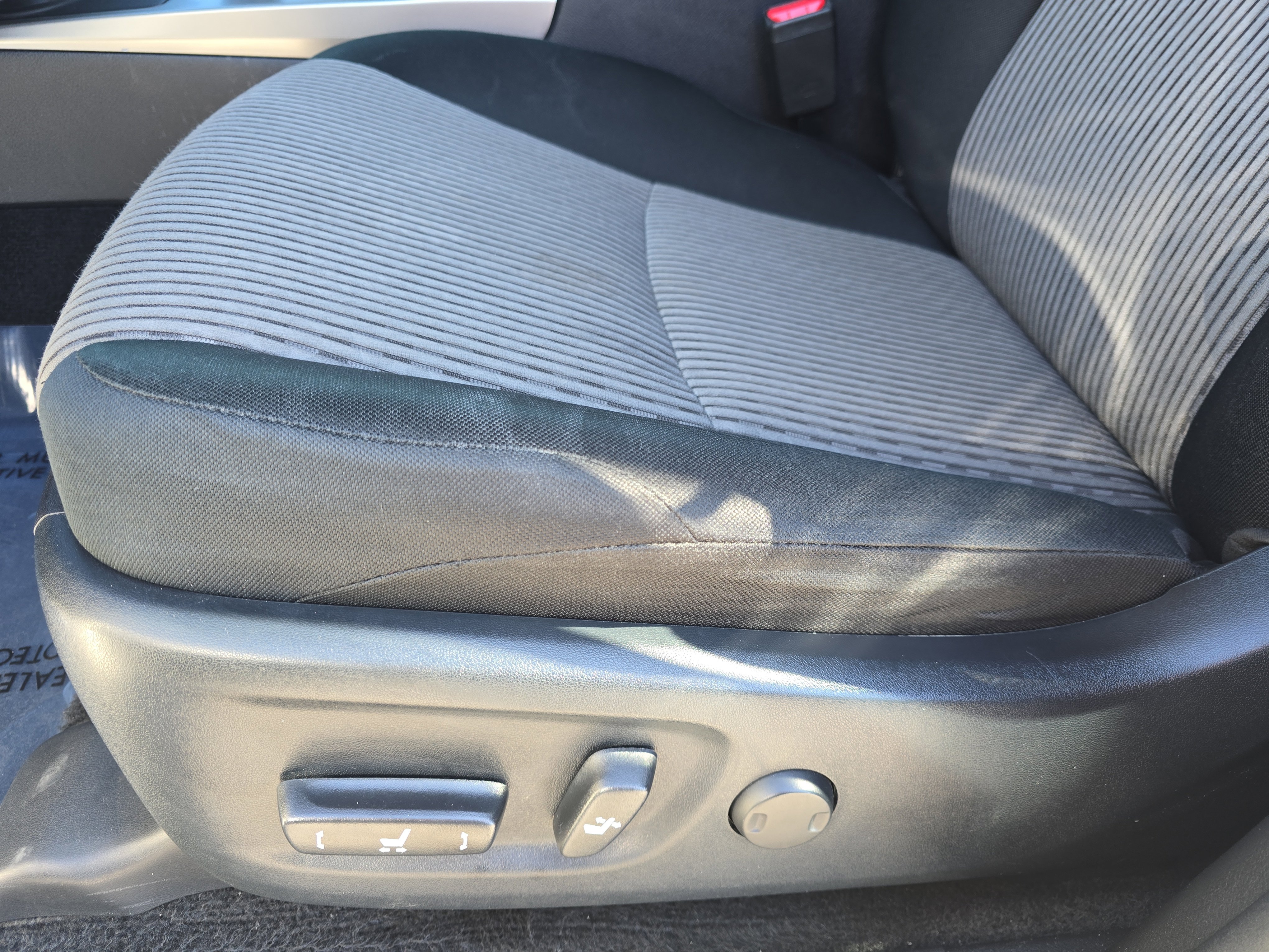 Used 2023 Toyota 4Runner SR5 image 28