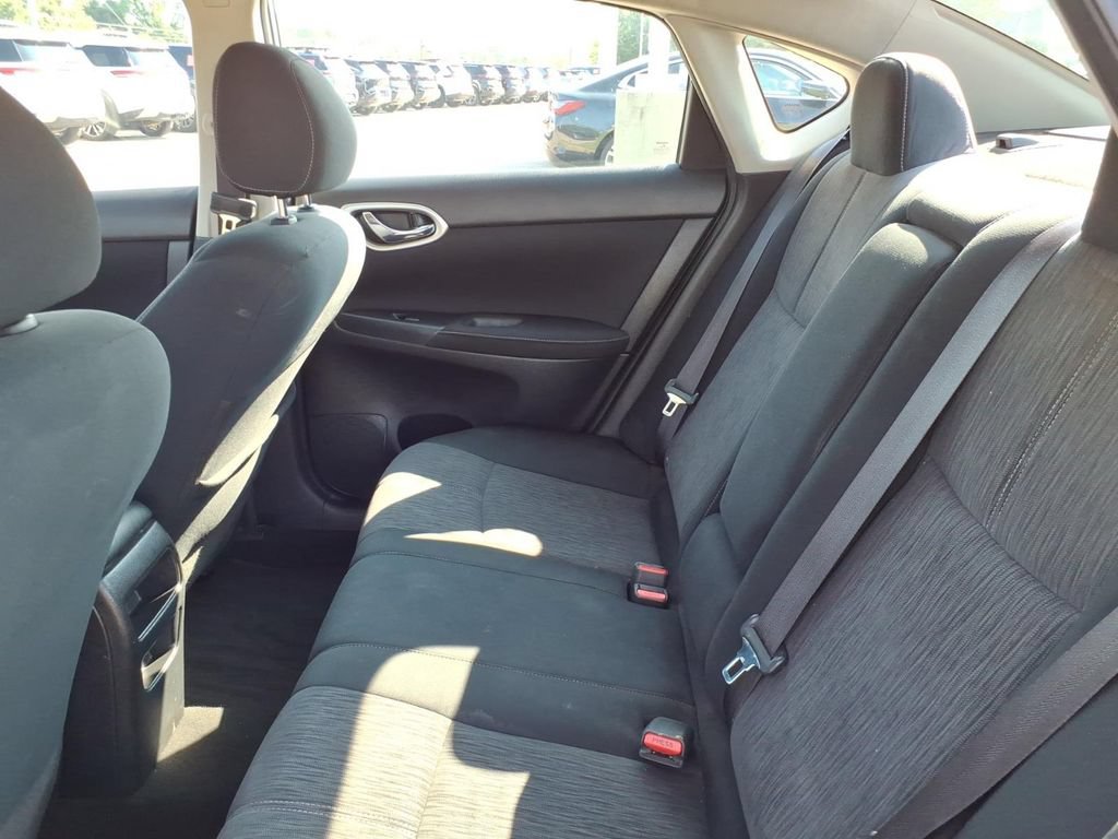 Used 2014 Nissan Sentra SV FWD image 5