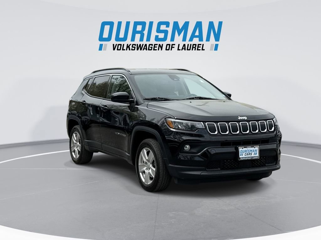 Used 2022 Jeep Compass Latitude w/ Convenience Group image 2