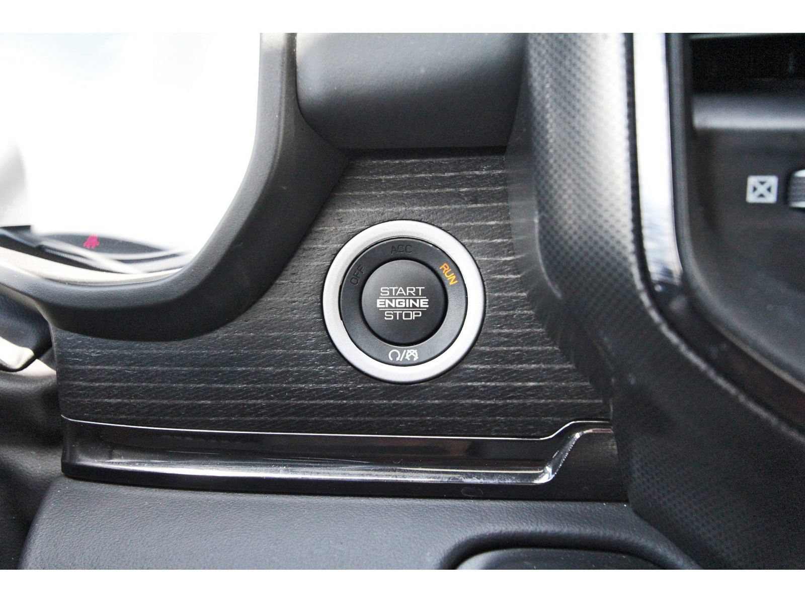 Used 2023 RAM 1500 Limited w/ Body Color Bumper Group AWD/4WD image 21