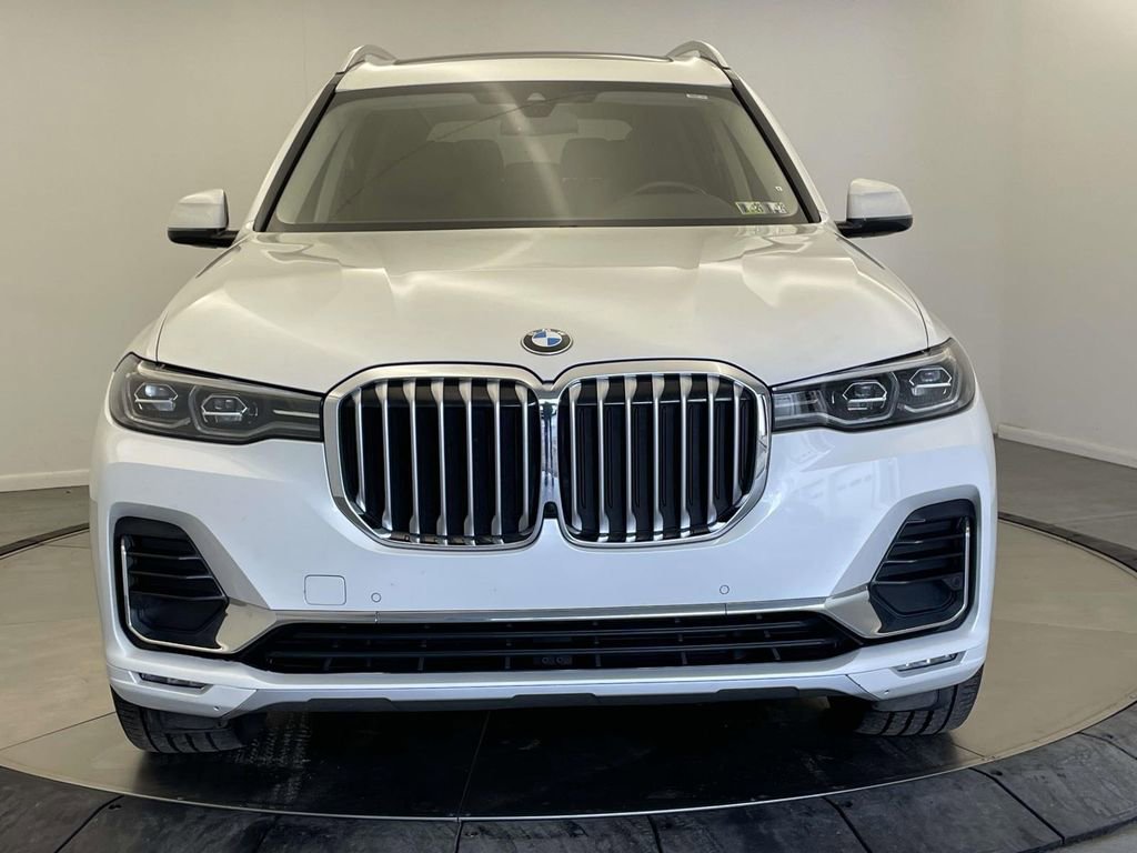 Used 2022 BMW X7 xDrive40i w/ Cold Weather Package AWD/4WD image 8