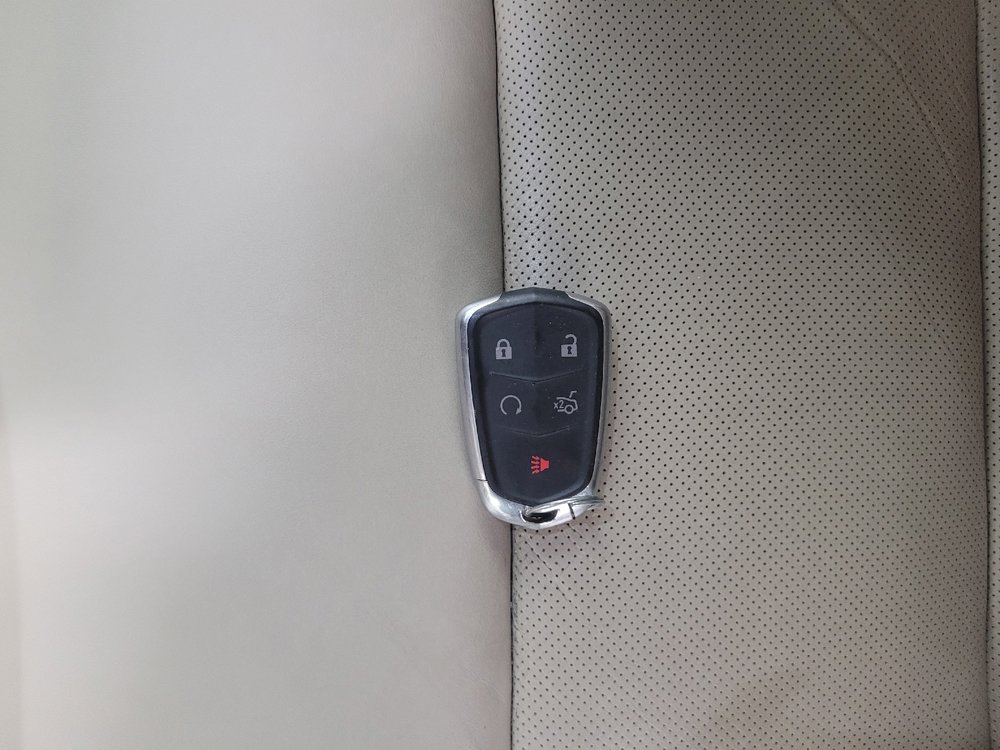 Used 2017 Cadillac XTS Luxury FWD image 32