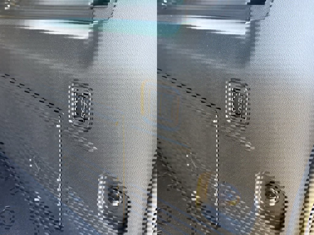 New 2025 GMC Hummer EV 2X image 30