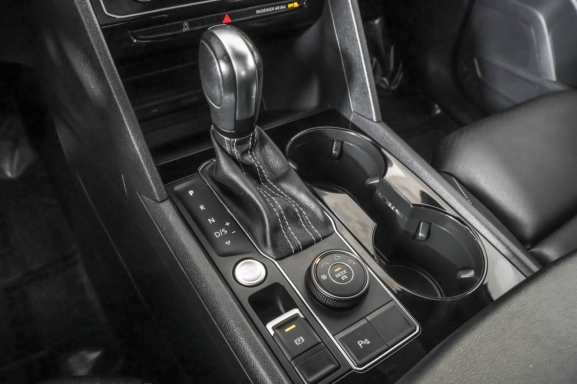 Used 2021 Volkswagen Atlas Cross Sport SEL image 32