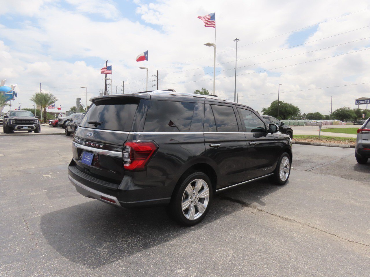 Certified 2023 Ford Expedition Platinum RWD image 9