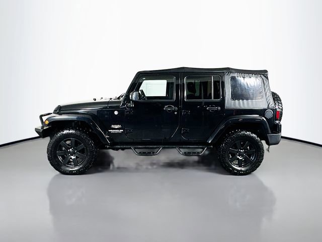 Used 2015 Jeep Wrangler Unlimited Sahara image 9