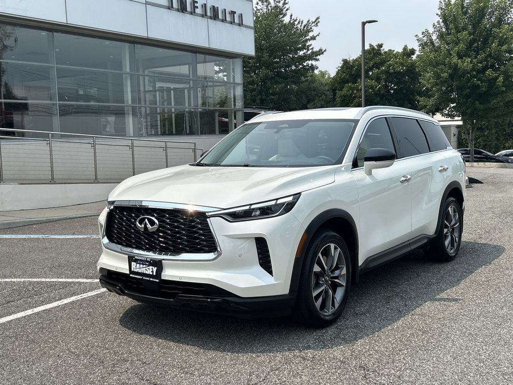 Certified 2023 INFINITI QX60 Luxe w/ Cargo Package AWD/4WD image 1