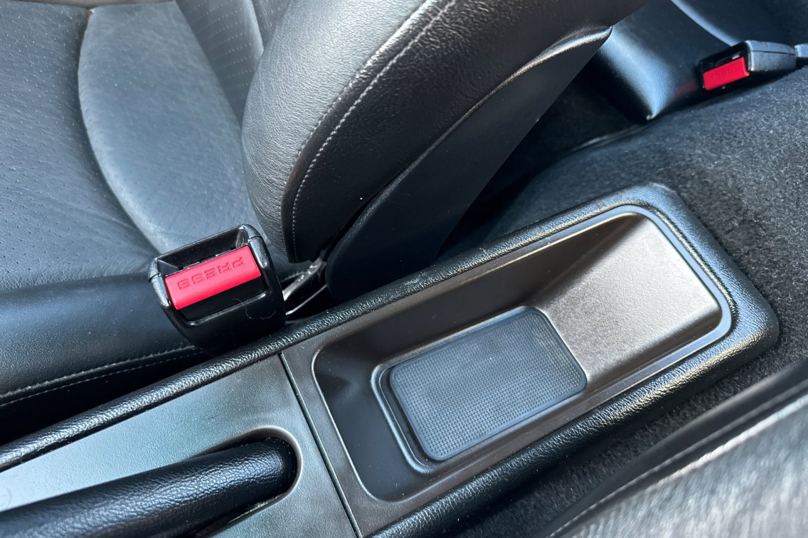 Used 1998 Porsche 911 Carrera S image 24