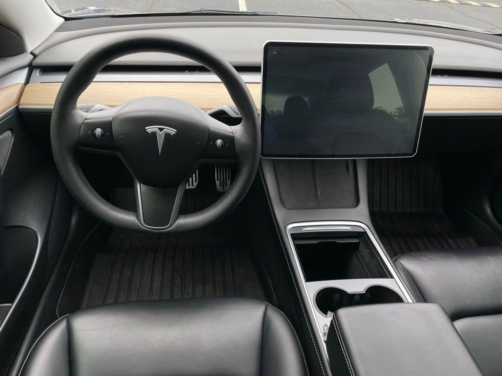 Used 2022 Tesla Model 3 Long Range AWD/4WD image 11