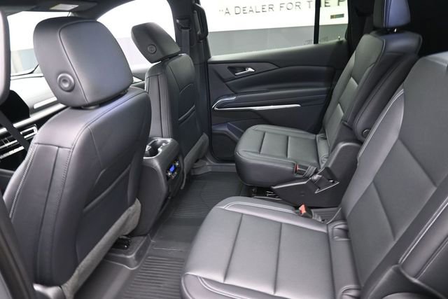 New 2026 Chevrolet Traverse LT w/ Midnight/Sport Edition FWD image 10