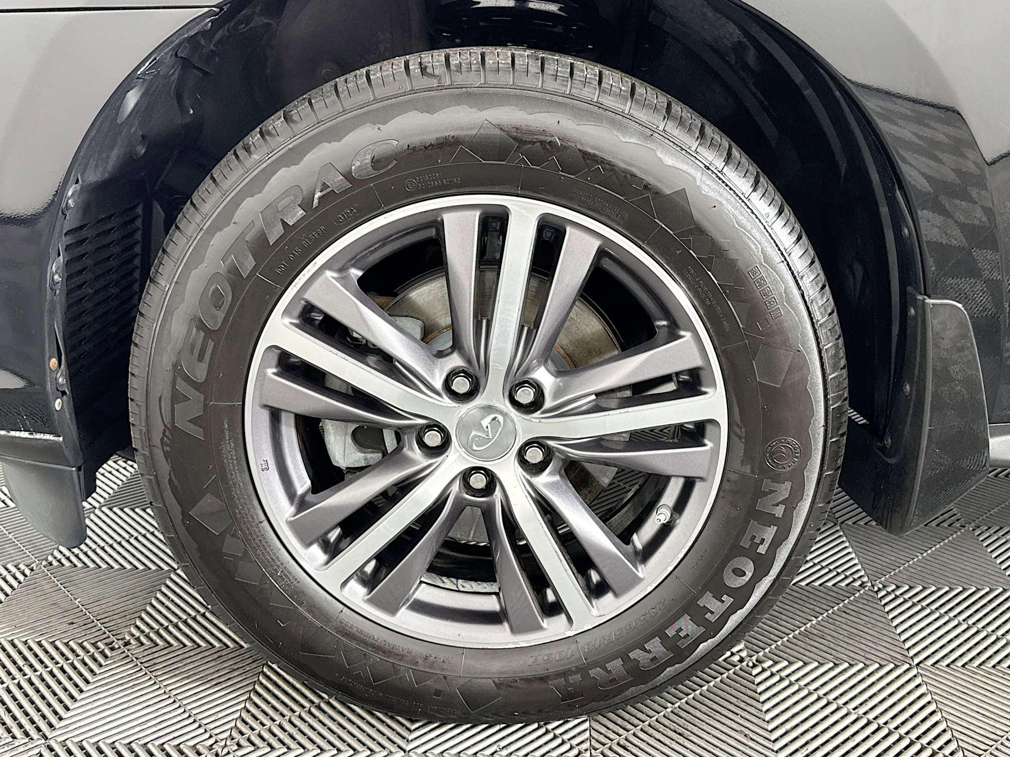 Used 2018 INFINITI QX60 Luxe image 34