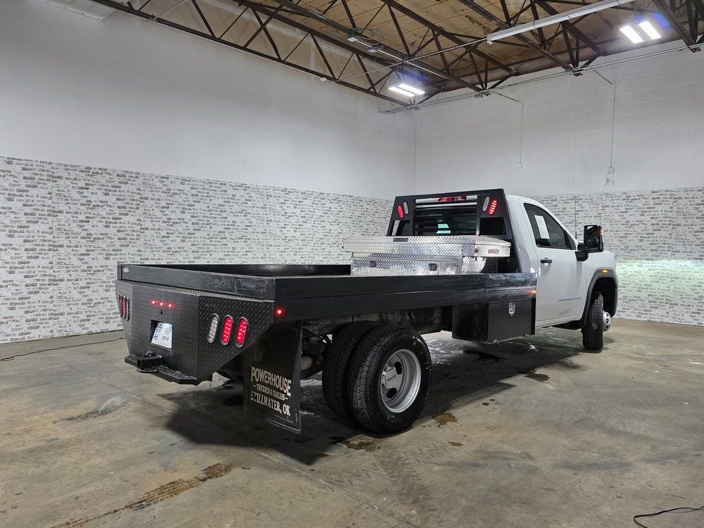 Used 2024 GMC Sierra 3500 Pro w/ Convenience Package image 4