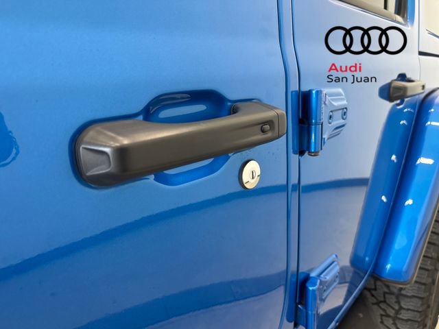 Used 2022 Jeep Wrangler Unlimited Rubicon w/ Trailer Tow Package image 9