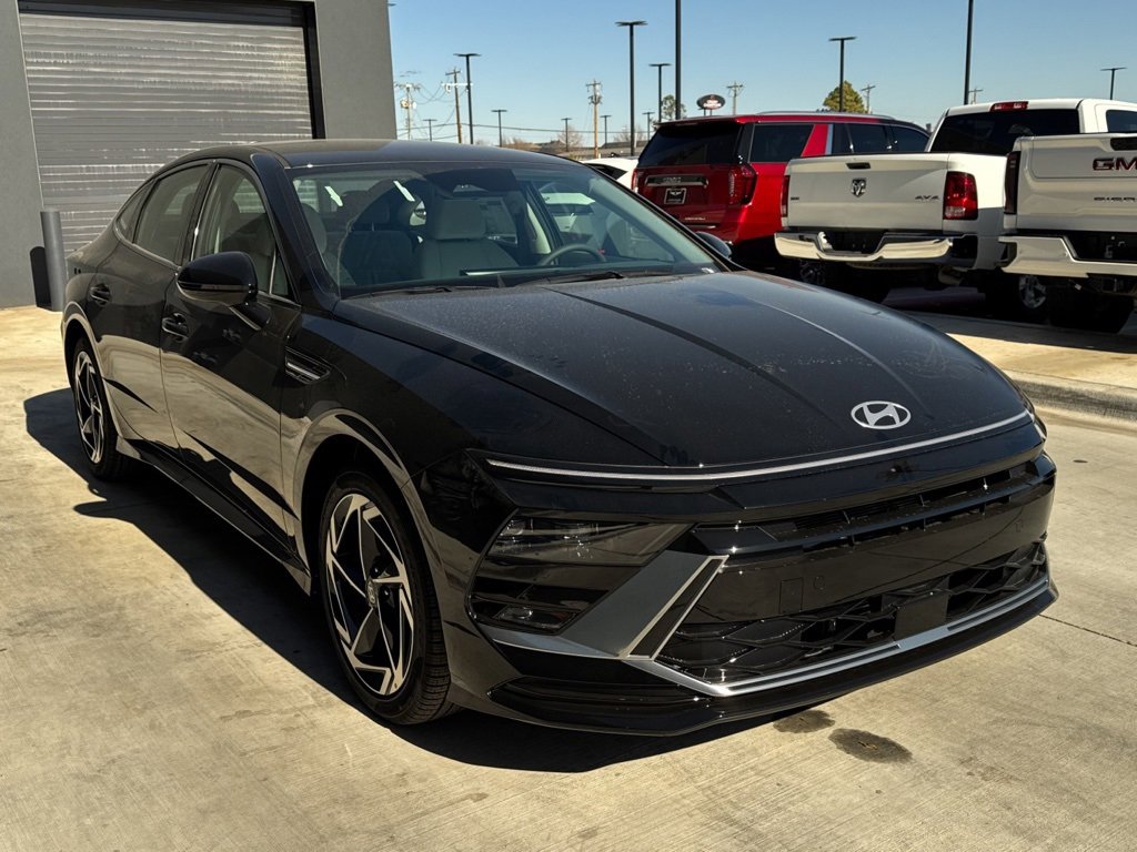 New 2026 Hyundai Sonata SEL image 3