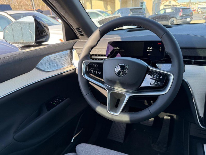 New 2025 Volvo EX90 Ultra image 8