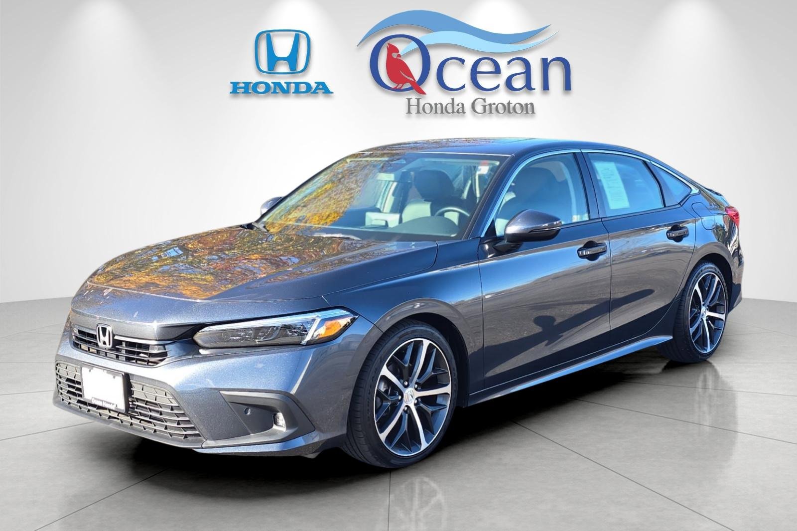 Used 2024 Honda Civic Touring image 4