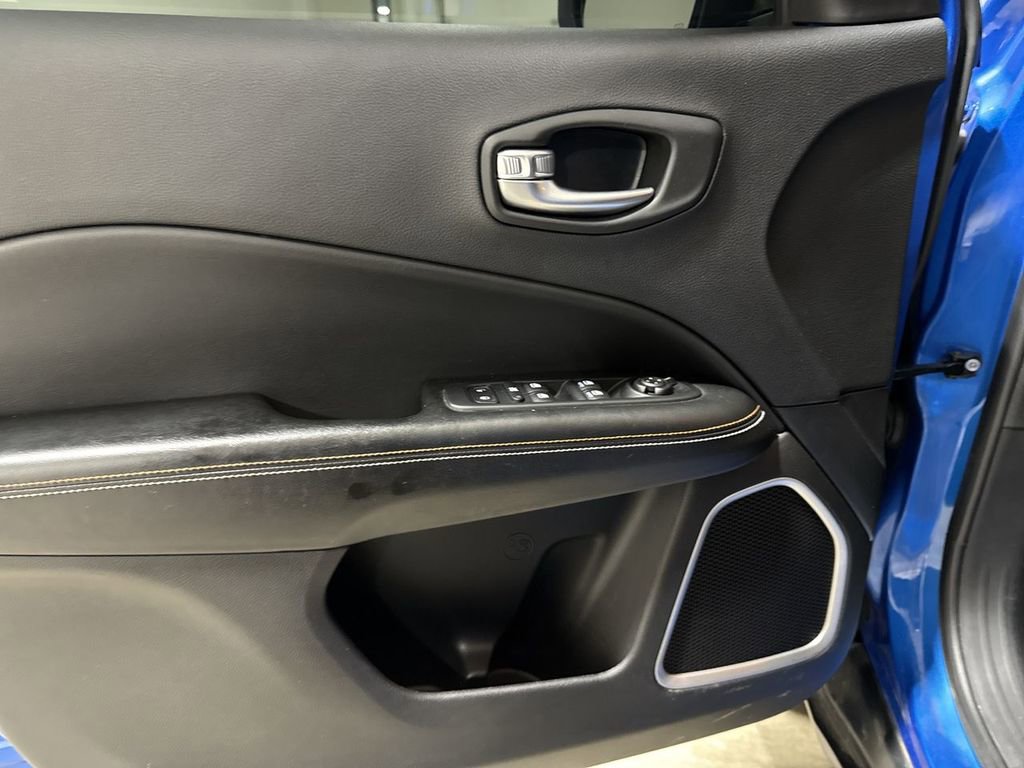 Used 2021 Jeep Compass Latitude w/ Convenience Group image 20