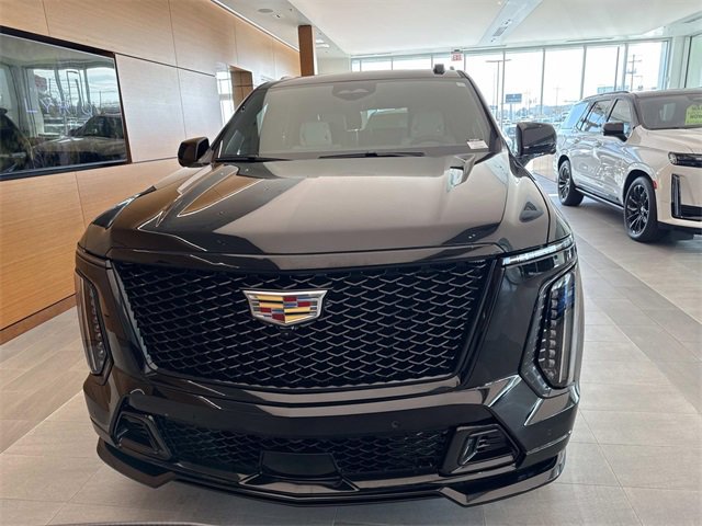 Used 2025 Cadillac Escalade V image 8