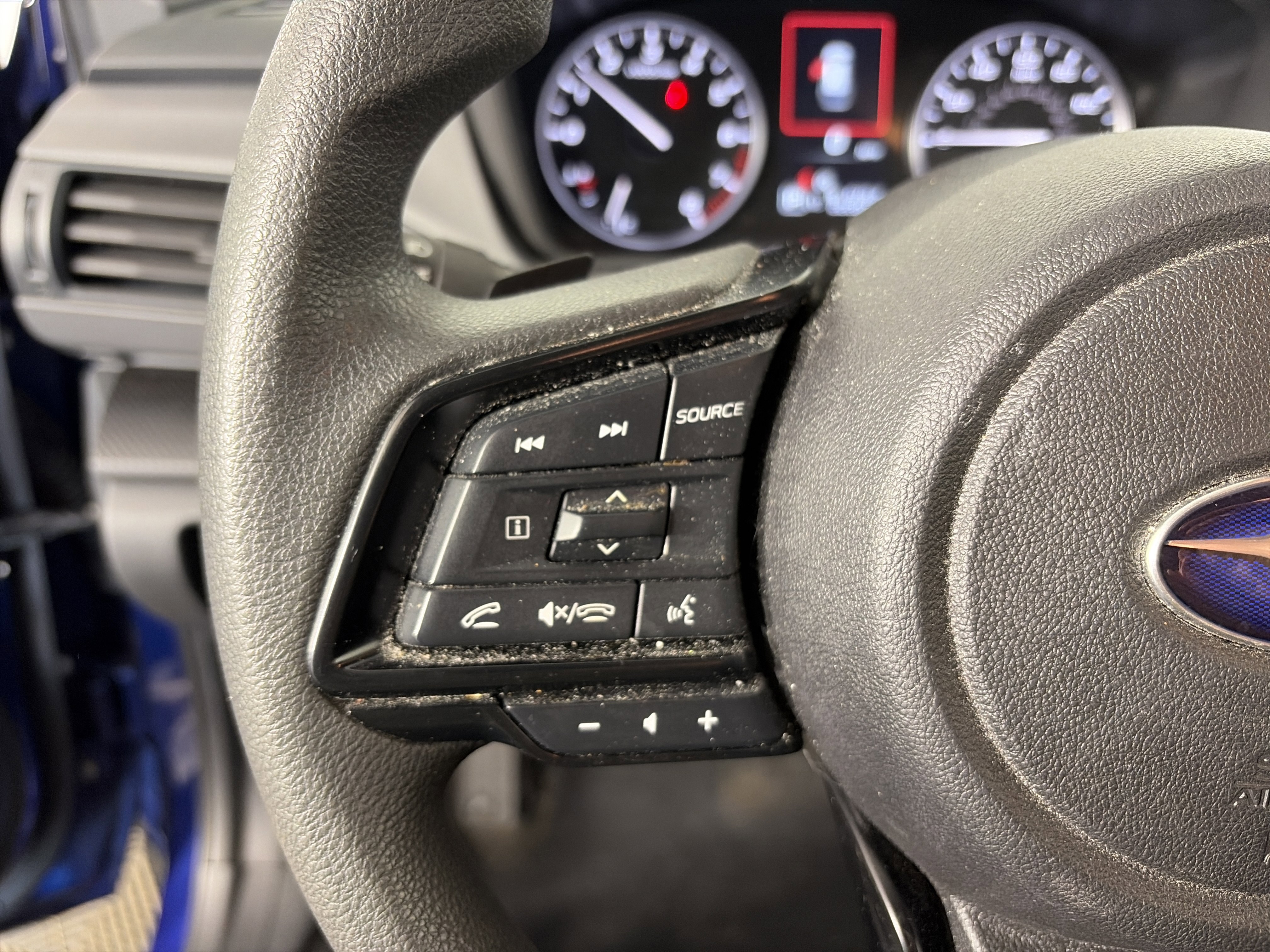 Used 2024 Subaru Crosstrek 2.0i Premium w/ Crosstrek Mirror Package image 28