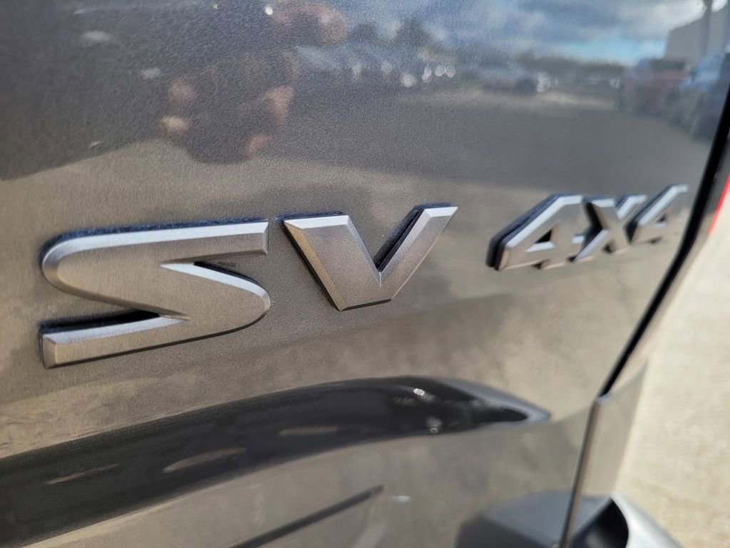 Used 2023 Nissan Frontier SV image 26