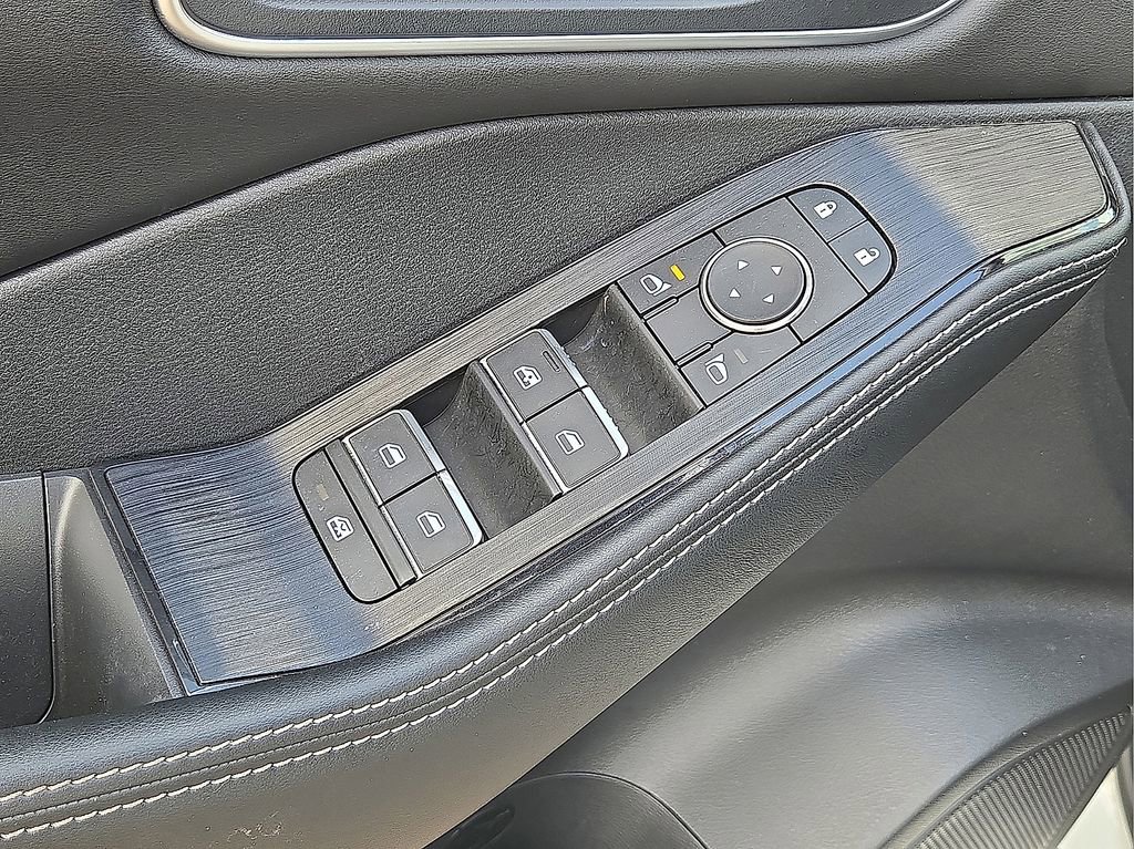 Used 2024 Nissan Rogue Platinum w/ Platinum Premium Package image 22