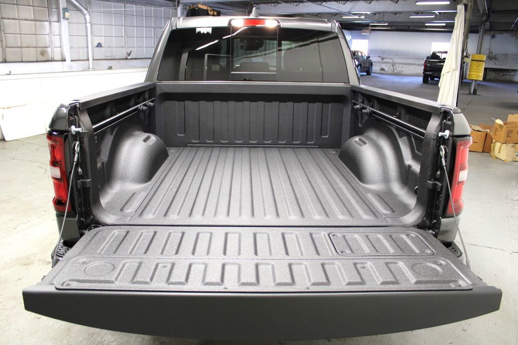 New 2026 RAM 1500 Laramie w/ Night Edition image 39